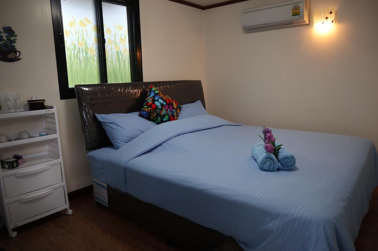 Hotel 4 Seasons Mini House Nakhon Si Thammarat Exterior foto